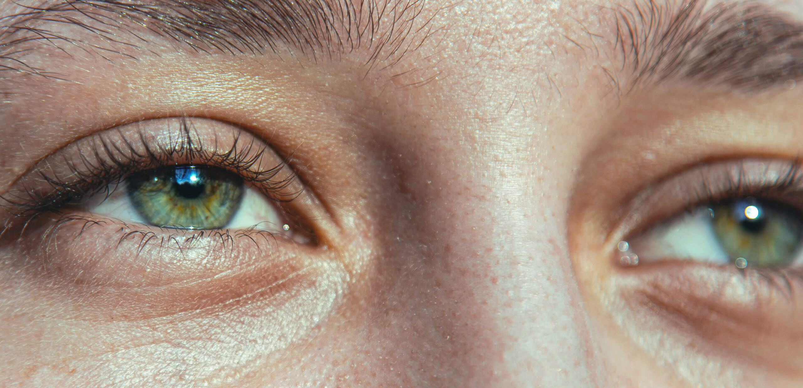 There are several interesting facts about green eyes that you should be aware of 2